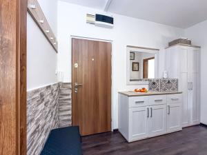 Prodej bytu 2+1, Chomutov, Vrchlického, 54 m2