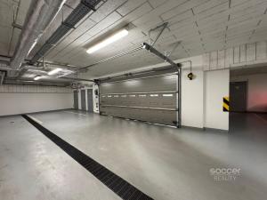 Pronájem garážového stání, Praha - Hostivař, Fojtova, 15 m2