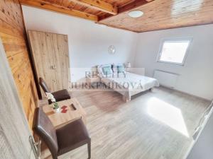 Prodej rodinného domu, Černá v Pošumaví, 200 m2