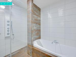 Pronájem bytu 3+1, Olomouc, Dolní náměstí, 100 m2