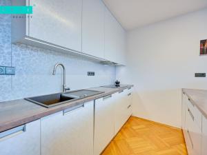 Pronájem bytu 3+1, Olomouc, Dolní náměstí, 100 m2