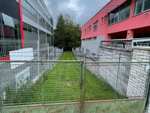 Prodej komerčního pozemku, Praha - Hloubětín, K Hutím, 2738 m2