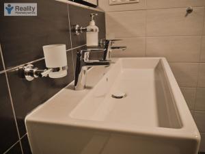 Prodej bytu 3+kk, Plzeň - Jižní Předměstí, Rybářská, 86 m2