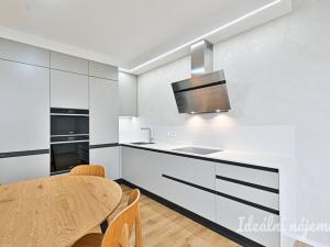 Pronájem bytu 2+kk, Brno, Střední, 55 m2
