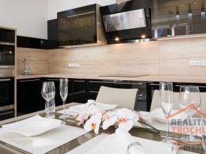 Pronájem bytu 2+kk, Hradec Králové, Mánesova, 62 m2