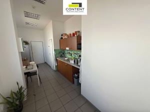 Pronájem výrobních prostor, Praha - Hostivař, Průmyslová, 2695 m2