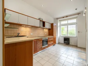 Pronájem bytu 1+1, Praha - Vršovice, Ruská, 43 m2