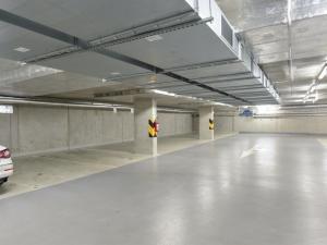 Pronájem garážového stání, Praha, Nekvasilova, 15 m2