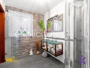 Prodej rodinného domu, Provodov, 234 m2