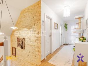 Prodej rodinného domu, Provodov, 234 m2