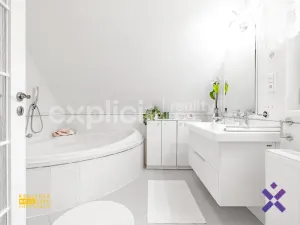 Prodej rodinného domu, Provodov, 234 m2