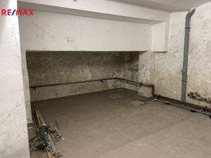 Prodej skladu, Karlovy Vary, Moravská, 75 m2