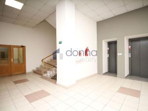 Pronájem kanceláře, Praha, U průhonu, 62 m2