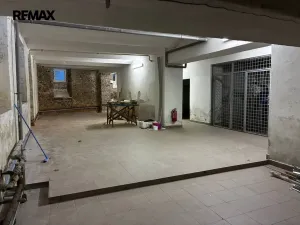 Pronájem skladu, Karlovy Vary, Moravská, 75 m2