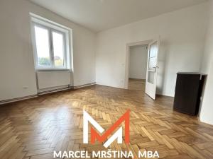 Pronájem bytu 2+1, Náchod, Husovo náměstí, 70 m2