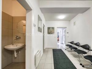 Prodej ubytování, Křižanov, Benešovo náměstí, 530 m2