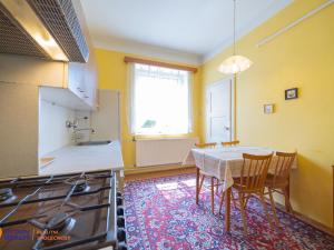 Prodej bytu 4+1, Šumperk, Masarykovo nám., 97 m2