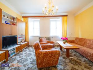 Prodej bytu 4+1, Šumperk, Masarykovo nám., 97 m2