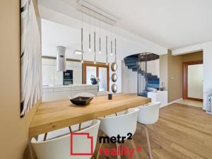 Prodej rodinného domu, Slatinky, 258 m2