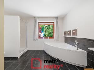 Prodej rodinného domu, Slatinky, 258 m2