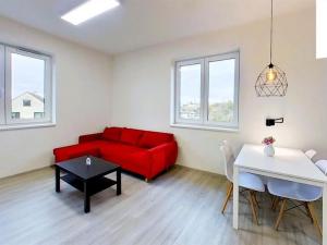 Pronájem bytu 2+kk, Smiřice, Hradecká, 54 m2