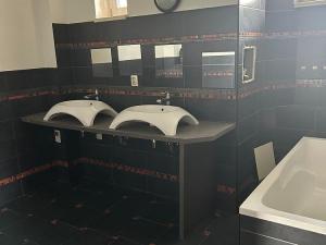 Pronájem bytu 2+1, Ústí nad Labem, Na Kohoutě, 73 m2