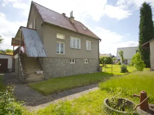 Prodej rodinného domu, Týn nad Vltavou, náměstí Míru, 151 m2