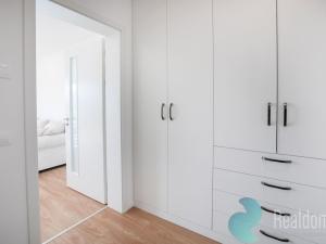 Pronájem bytu 2+kk, Praha - Chodov, Bachova, 57 m2