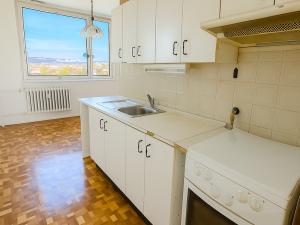 Prodej bytu 3+1, Brno, Za školou, 74 m2