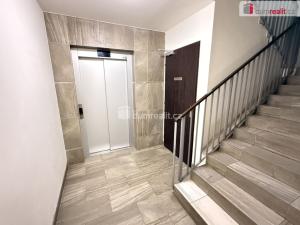 Pronájem bytu 1+kk, Praha - Stodůlky, Toufarova, 33 m2