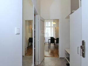 Pronájem bytu 2+kk, Praha - Smíchov, Grafická, 42 m2