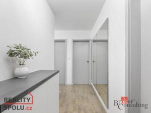 Prodej bytu 2+kk, Hradec Králové - Třebeš, Pod Svahem, 56 m2