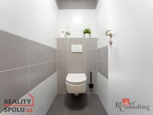 Prodej bytu 2+kk, Hradec Králové - Třebeš, Pod Svahem, 56 m2