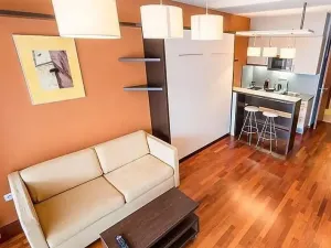 Pronájem bytu 1+kk, Praha - Nusle, Svatoplukova, 33 m2