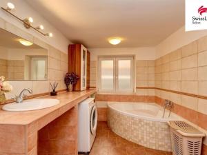 Prodej rodinného domu, Tršice, 225 m2