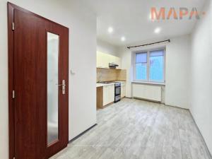 Pronájem bytu 1+1, Chomutov, Kadaňská, 37 m2