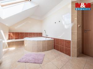 Prodej rodinného domu, Hostomice, Luční, 222 m2