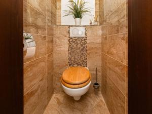 Prodej bytu 2+1, Praha - Břevnov, Brunclíkova, 57 m2