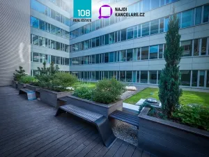 Pronájem kanceláře, Praha, 413 m2