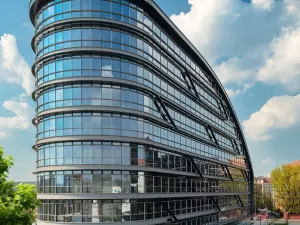 Pronájem kanceláře, Praha - Holešovice, Argentinská, 2082 m2