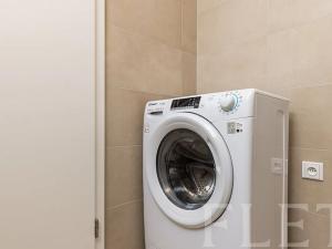 Pronájem bytu 1+kk, Praha - Vysočany, Fafkových, 37 m2