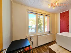 Prodej bytu 3+1, Jirkov, Pod Přivaděčem, 64 m2