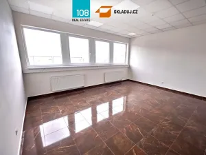 Pronájem skladu, Bílina, Teplická, 3477 m2