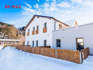 Prodej bytu 2+kk, Svoboda nad Úpou, Nádražní, 56 m2