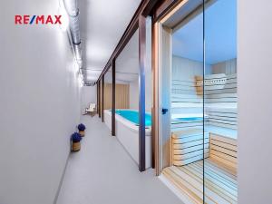 Prodej bytu 2+kk, Svoboda nad Úpou, Nádražní, 54 m2