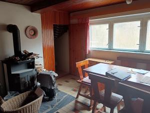 Prodej chaty, Lešany, 120 m2