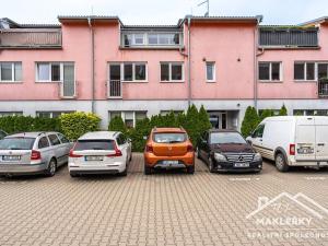 Prodej bytu 2+kk, Břežany II, 56 m2