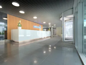 Pronájem kanceláře, Praha - Smíchov, Radlická, 234 m2