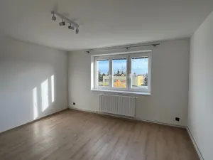 Pronájem bytu 2+1, Nové Strašecí, Husova, 55 m2