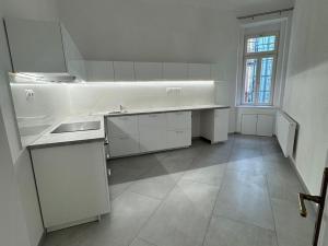 Pronájem bytu 2+1, Praha - Vršovice, Estonská, 77 m2